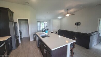 1509 NW 37th Ave in Cape Coral, FL - Building Photo - Building Photo