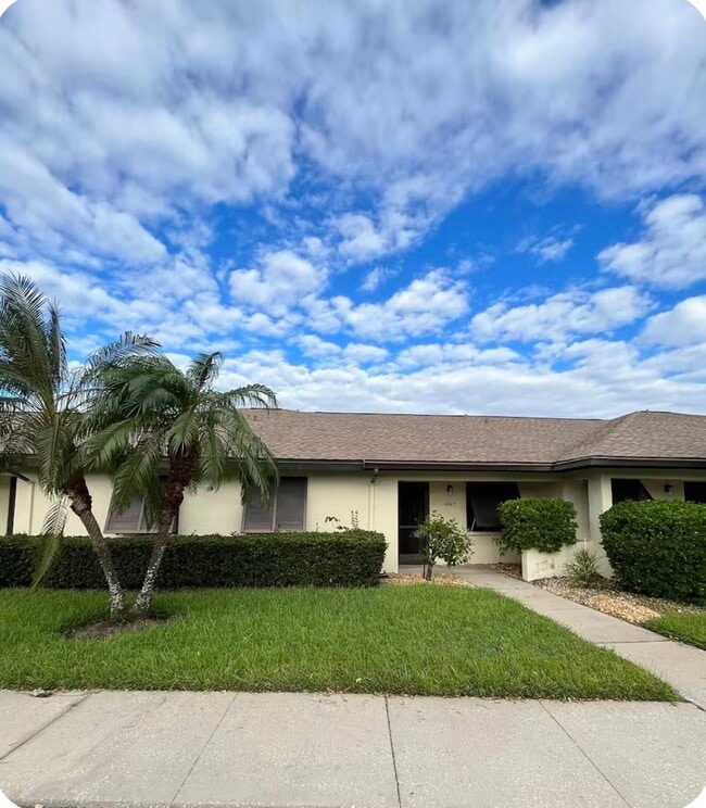 4607 Longwater Chase in Sarasota, FL - Building Photo - Building Photo