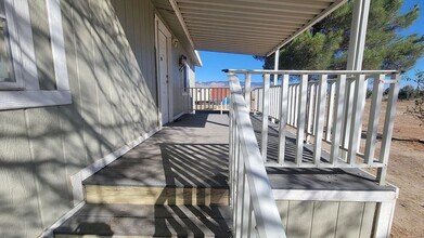48911 289th St W in Lancaster, CA - Building Photo - Building Photo