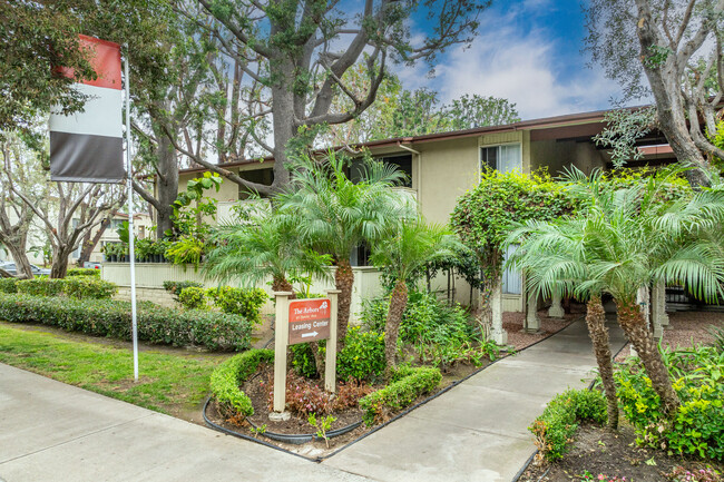 The Arbors Santa Ana in Santa Ana, CA - Building Photo - Building Photo