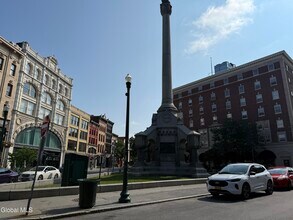 5 Broadway in Troy, NY - Building Photo - Building Photo