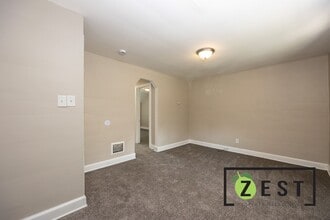 15767 Pinehurst St in Detroit, MI - Building Photo - Building Photo