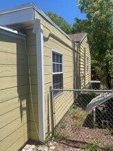 5901 Garden Ave in West Palm Beach, FL - Building Photo - Building Photo