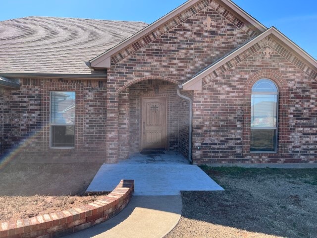 property at 394 NE Simmons Cir