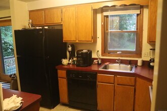 9A Cedarwood Ln in Old Saybrook, CT - Building Photo - Building Photo