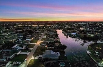 1341 NE 2nd St in Cape Coral, FL - Building Photo - Building Photo