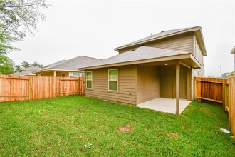 13947 Westfield Dr in Willis, TX - Building Photo - Building Photo