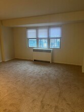 3435 Holmead Pl NW, Unit 610 in Washington, DC - Building Photo - Building Photo
