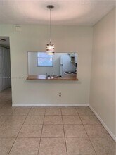 10330 NW 8th St in Pembroke Pines, FL - Building Photo - Building Photo
