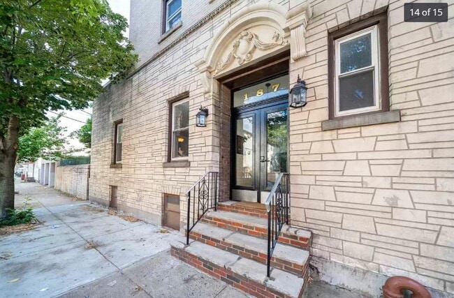 187 Hopkins Ave, Unit 5