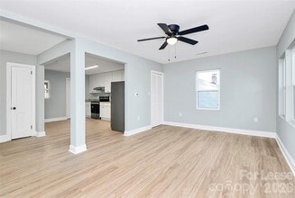 1521 Effingham Rd in Charlotte, NC - Building Photo - Building Photo