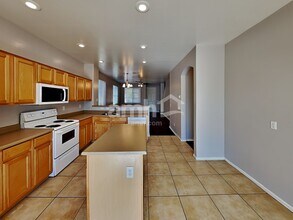 6922 S 38th Ln in Phoenix, AZ - Building Photo - Building Photo