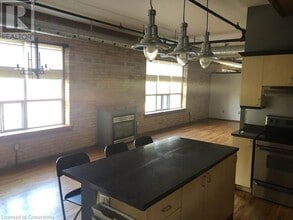 36 Margaret St in Hamilton, ON - Building Photo - Building Photo