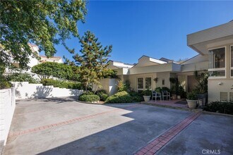 149 Marion Dr in West Orange, NJ - Foto de edificio - Building Photo