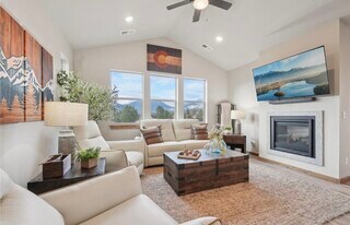 1700 Wildfire Rd in Estes Park, CO - Building Photo