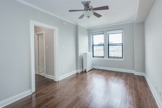 The Flamingo Apartments in Chicago, IL - Foto de edificio - Interior Photo