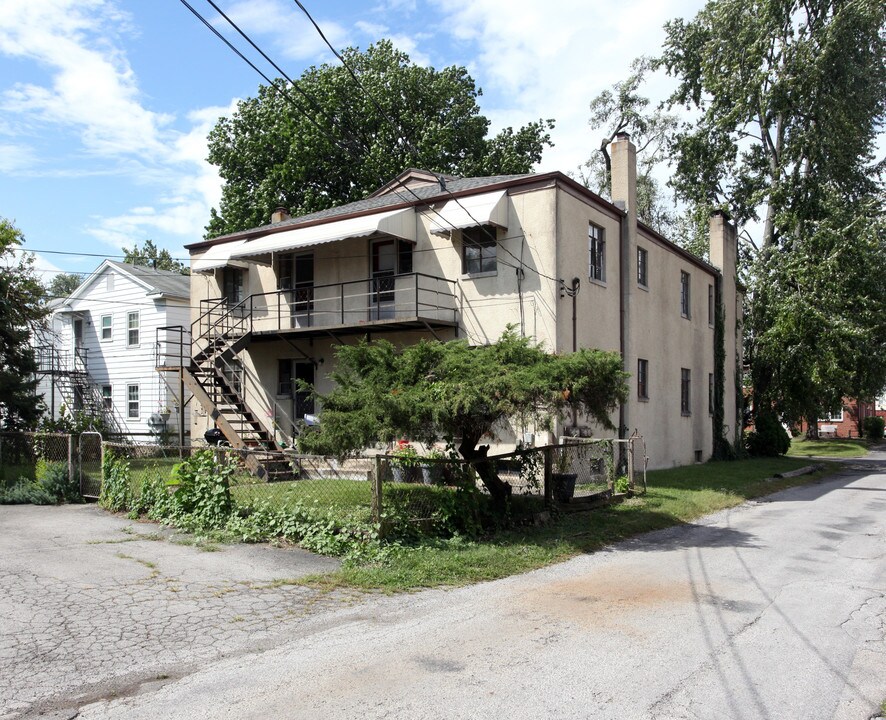 1536 Ashland Ave in Columbus, OH - Foto de edificio