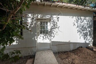 45840 Coyote St in Banning, CA - Building Photo - Building Photo