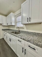 2632 Raney St in San Angelo, TX - Foto de edificio - Building Photo