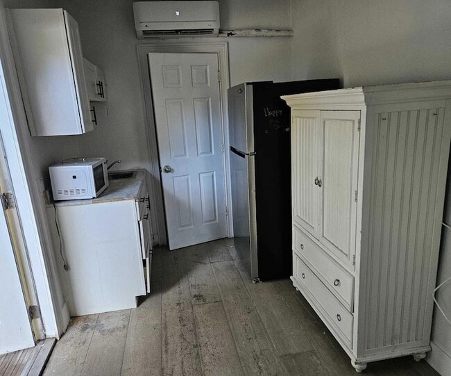 1980 Kirk Rd in West Palm Beach, FL - Foto de edificio - Building Photo