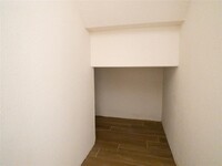 60 W Park West Dr photo'