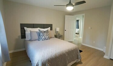 1208 Drew St in Durham, NC - Foto de edificio - Building Photo