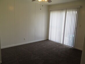 2553-2555 Lloyd Rd in Decatur, GA - Building Photo - Building Photo