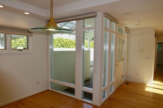 466 Tyndall St in Los Altos, CA - Building Photo - Building Photo