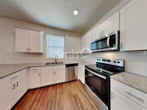 678 W Bosal Dr in Gilbert, AZ - Building Photo - Building Photo