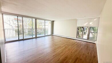 8111 Camino Del Oro in San Diego, CA - Building Photo - Building Photo
