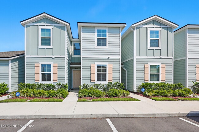 property at 417 Running Wds St