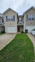 735 Bellview Way in Seneca, SC - Building Photo