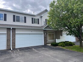 5987 Sandcherry Pl NW in Rochester, MN - Building Photo