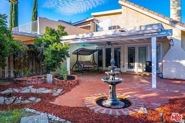 27003 Rio Prado Dr in Santa Clarita, CA - Building Photo - Building Photo