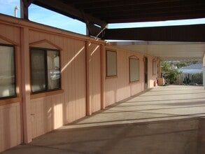 3035 William Dr in Lake Havasu City, AZ - Building Photo - Building Photo