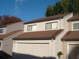2654 Kentworth Way in Santa Clara, CA - Building Photo