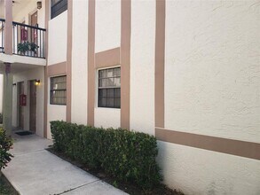 12252 Royal Palm Blvd in Coral Springs, FL - Building Photo - Building Photo