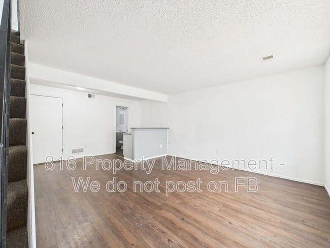 10514 E 41st Terrace in Kansas City, MO - Building Photo - Building Photo