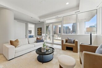 146 W Erie St in Chicago, IL - Building Photo - Building Photo