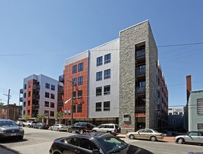 Old Stone at the Masonry in Richmond, VA - Foto de edificio - Building Photo