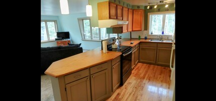 10 Loon Holw, Unit 2 Bedroom Nest Apartment in Orrington, ME - Building Photo - Building Photo