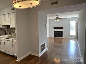 3139 Heathstead Place in Charlotte, NC - Building Photo - Building Photo