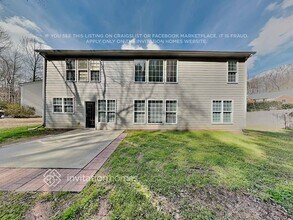 593 Glencora Close in Sugar Hill, GA - Building Photo - Building Photo