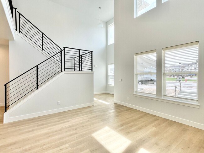 4352 W Watchmen Wy in Herriman, UT - Building Photo - Building Photo