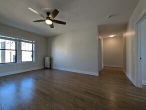 1952 W Wilson Ave, Unit 3 in Chicago, IL - Building Photo - Building Photo