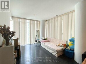 75 St Nicholas St in Toronto, ON - Building Photo - Building Photo