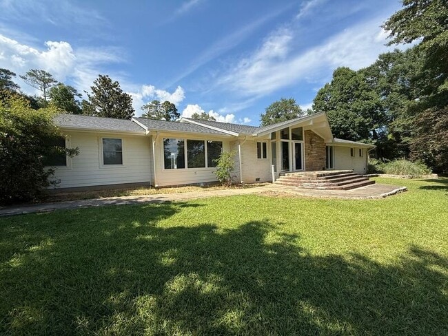 5305 Castlebrook Dr in Raleigh, NC - Building Photo - Building Photo