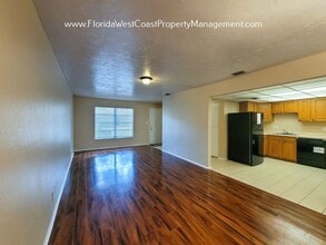 221 Amherst Ave in Sarasota, FL - Building Photo - Building Photo