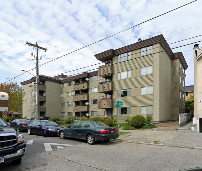 (1K) Kristine Apartments in Seattle, WA - Building Photo - Building Photo