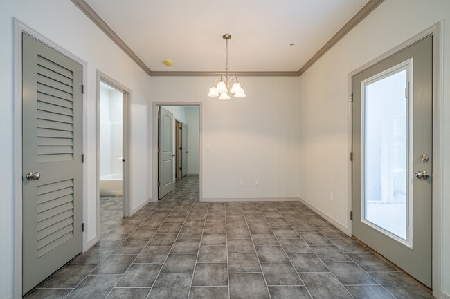 The Heights in Durant, OK - Foto de edificio - Interior Photo
